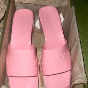 GUCCI SANDALS